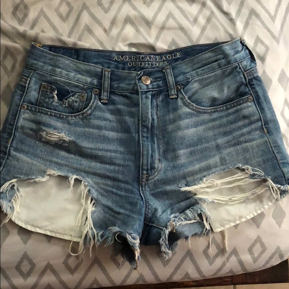 American Eagle hi-rise shorts